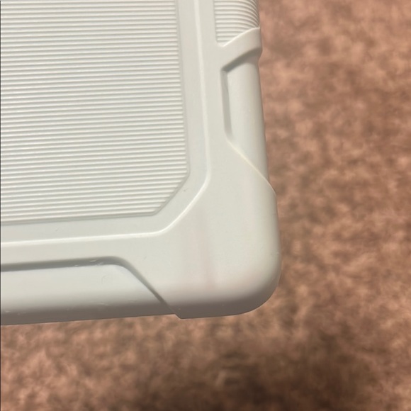 Ipad 10.2 Inch Rubber case. - Picture 4 of 6